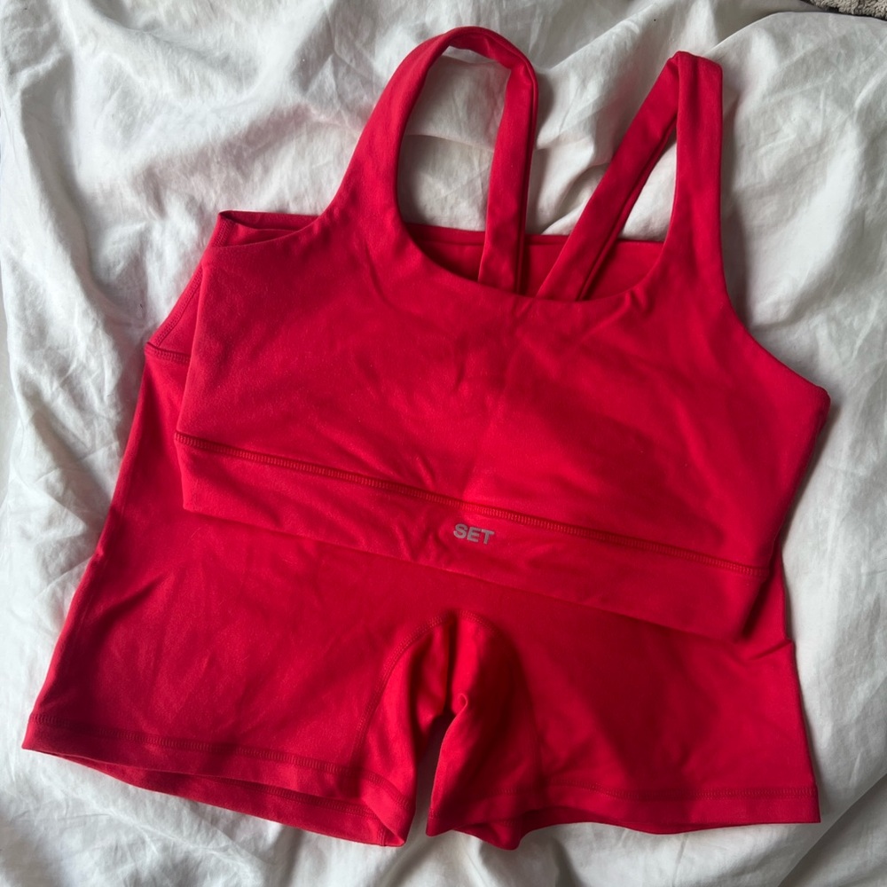 Set Active Bike Short & Scoop Y Bra set